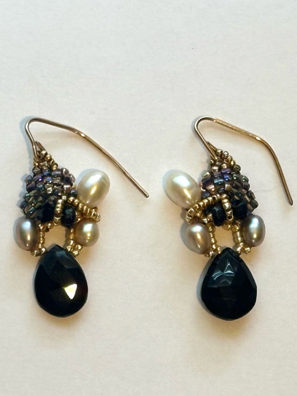 Handmade Asheville NC Artisan Pearl & Black Stone Earrings – Grove Park Inn